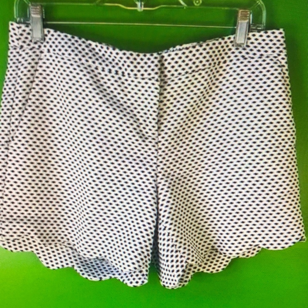 Saint tropez west shorts white with navy dots scalloped edge
